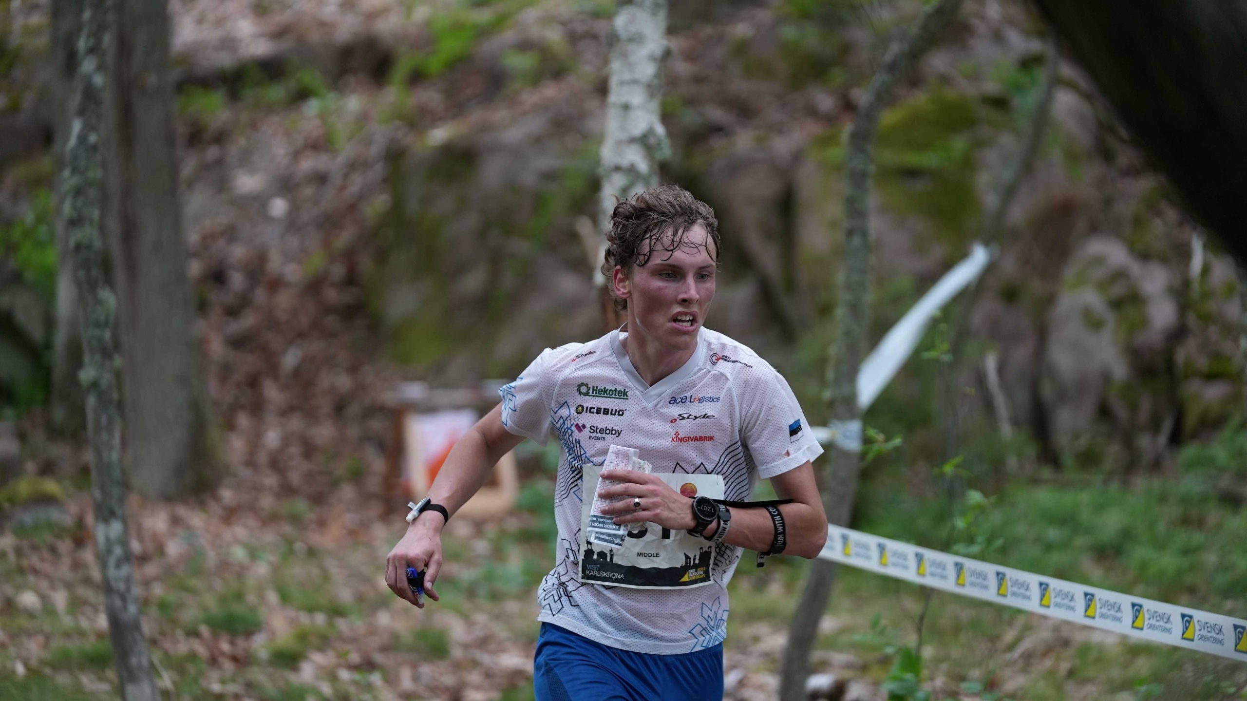 Anna Mia Atonen parima eestlasena juunioride MMi lühirajal 33., Pärtel Külvik 60.